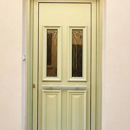 דירה Centrally Yours: Spacious House In The Center *