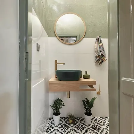 Centrally Yours: Spacious House In The Center La Canée